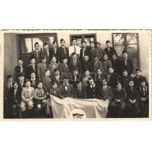 1949 Baja, Bajai Őrsvezető Gárdaképző Tábor csoportképe. Bártfai photo