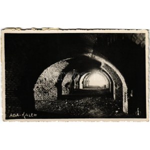 1938 Ada Kaleh, Katakombák a várban / catacomb tunnel in the castle (EK)