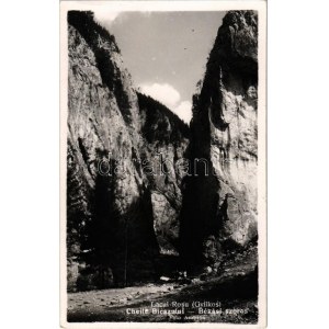 1938 Békás-szoros, Cheile Bicazului (Gyilkos-tó, Ghiclos, Lacul Rosu); Békási szoros / gorge, mountain pass...