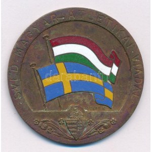 Berán Nándor (1889-1965) 1942. Svéd-magyar atlétikai viadal bronz emlékérem a két ország zománcozott zászlajával...