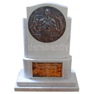 1938. Komárom visszatértének Tornász vándordíja 1938. nov. 6. lemez díjplakett nagyméretű...
