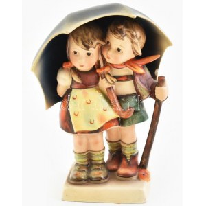 Hummel esernyős lányka. Kézzel festett, mázas kerámia. Jelzett, hibátlan 15 cm