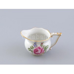 Herendi rózsamintás tejkiöntő, kézzel festett porcelán, jelzett, minimális kopásokkal, kis mázrepedéssel, m: 4...