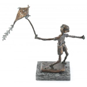D. Tóth Károly: Sárkányeregető. Patinázott öntött bronz, jelzett, m: 37 cm
