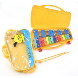 Koreai gyártmányú gyerek xilofon, hordozható műanyag tokban, táskával. Jó állapotban, 41x25 cm ...