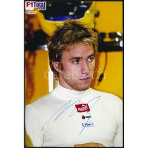 Nick Heidfeld (1977-) német autóversenyző aláírása fotón