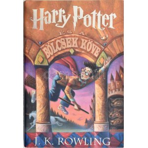J. K. Rowling: Harry Potter A bölcsek köve. Bp., 2001. Animus. Kiadói kartonált papírkötésben, papír védőborítóval...