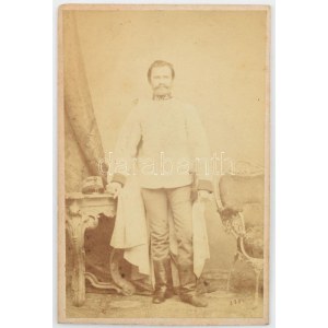 cca 1860 Buda, királyi testőr vizitkártya fotója 7x10 cm
