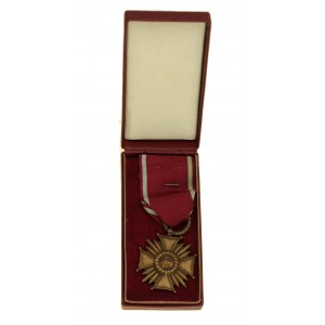 Bronzový kríž za zásluhy Poľskej republiky Caritas/Grab s krabičkou (144)