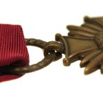 Bronzový záslužný kříž Polské republiky Caritas/Grab s krabičkou (144)