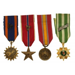 Sada miniatur vyznamenání americké armády pro Vietnam (807)
