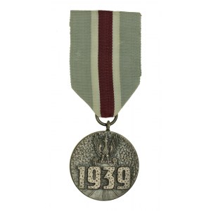 Medal „Za udział w wojnie obronnej 1939” (919)