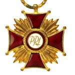 PRL, Złoty Krzyż Zasługi z legitymacją z 1958 r. i pudełkiem (924)