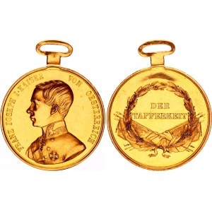 Austria - Hungary Bravery Gold Medal Der Tapferkeit Type II 1859 - 1866