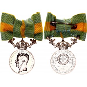 Sweden Royal Red Cross Merit Medal II Class Silver Grade for Volunteers 1937