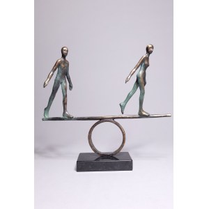 J.Z-Ch, Acrobats on a Wheel (Bronze, height: 25 cm, edition: 5/8)