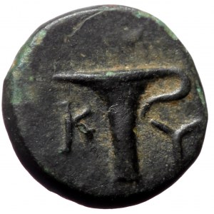 Aeolis, Kyme, AE,(Bronze,1.01 g 10 mm), Circa 350-250 BC.