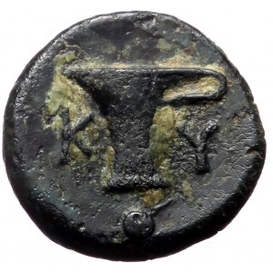 Aeolis, Kyme, AE,(Bronze,1.26 g 10 mm), Circa 350-250 BC.