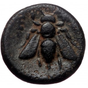 Ionia, Ephesos, AE, (Bronze, 1.27 g 10 mm), Circa 375-325 BC.