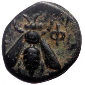 Ionia, Ephesos, AE, (Bronze,1.45 g 10 mm), Circa 375-325 BC.