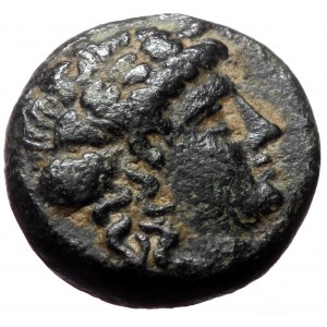 Ionia, Smyrna, AE, (Bronze, 2.24 g 11 mm), Circa 301-288 BC. Uncertain, magistrate.
