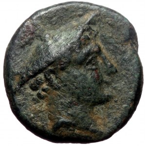 Kings of Bithynia, Prusias II Cynegos, AE, (Bronze, 4.44 g 17 mm), 182-149 BC.