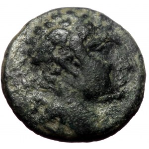 Kings of Bithynia, Prusias II Kynegos, AE,(Bronze, 3.63 g 16 mm), 182-149 BC. Nikomedeia.