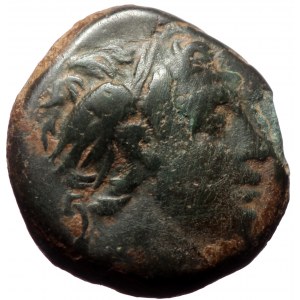 Kings of Bithynia, Prousias II Kynegos, AE, (Bronze, 3.51 g 17 mm), 182-149 BC. Nikomedeia.