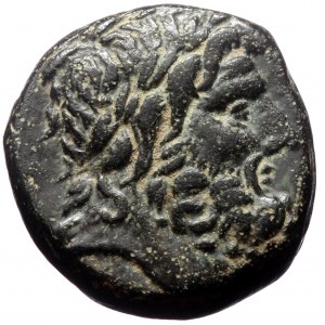 Phrygia, Apameia, AE, (Bronze, 7.96 g 18 mm), Circa 133-48 BC. Uncertain magistrates.
