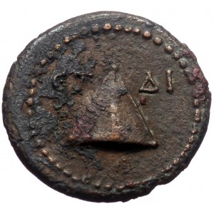 Cappadocia, Caaesarea. Trajan. AE. Bronze, 3.54 g. 17 mm.) Year 14 (111/12 AD).