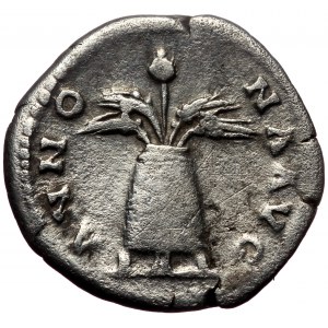 Hadrian (117-138). AR, Denarius. (Silver, 2.89 g. 18 mm.) Rome.