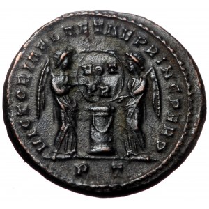 Constantine I The Great (307/310-337). AE, Follis (Bronze, 3.49 g. 18 mm.) Ticinum.