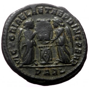 Constantine I The Great (307/10-337) AE follis, Arles, 319