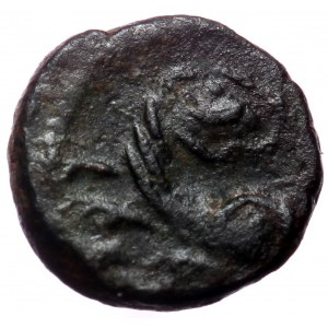 Leo I (457-474) AE nummus (Bronze, 9mm, 0,94g) Constantinople, 457-462.