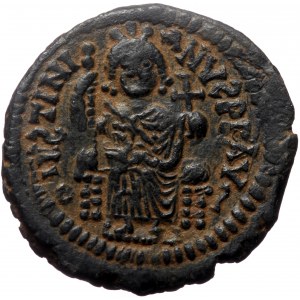 Justinian I. AE, Follis, (Bronze, 3.07 g, 32 mm) Theoupolis (Antioch), 527-565 AD.