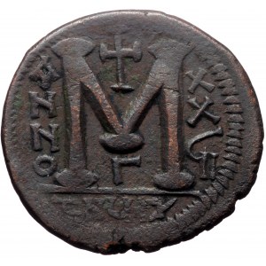 Justinian I, AE, Follis (Bronze, 18.32 g. 33 mm.) Theoupolis (Antioch). 527-565 AD.