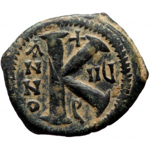 Justin II and Sophia, AE, Half Follis. (Bronze, 6.56 g. 24 mm.) Theoupolis (Antioch). 565-578 AD.