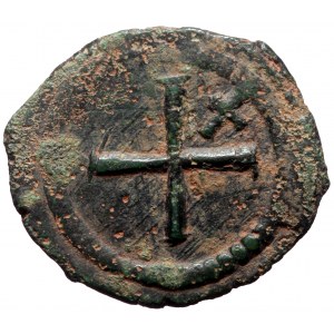Tiberius II, AE, Decanummium (Bronze, 4.42 g. 25 mm.) Constantinople. 578-582 AD.