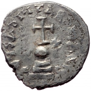 HERACLIUS and HERACLIUS CONSTANTINE. AR, Hexagram. (Silver, 6.49 g. 21 mm) Constantinople, 615-638 AD.