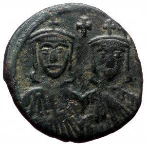Nicephorus I. AE, Follis. (Bronze, 5.05 g. 21 mm) Constantinople. 802-811 AD.