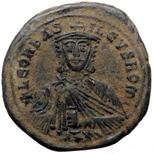 Leo VI. AE, Follis. (Bronze, 9.30 g. 28 mm) Constantinople. 886-912 AD.