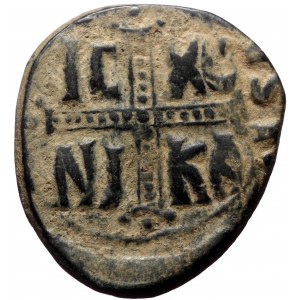 Anonymous. Class C. Michael IV, AE, Follis (Bronze, 9.82 g. 31 mm.) Constantinople. Anonymous. Class C. 1030-1050 AD