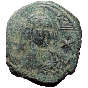 Michael VII Ducas, AE, Follis (Bronze, 10.13 g. 29 mm.) Constantinople. 1071-1078 AD.