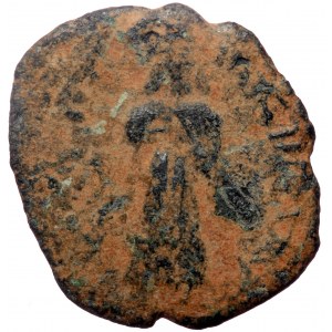 Islamic, Umayyad Caliphate. Abd al-Malik ibn Marwan, AE, Fals. (Bronze, 2.93 g. 22 mm). 685-705 AD / 65-86 AH.