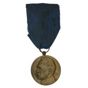 Polska, II RP, II RP, Medal Dziesięciolecia Odzyskanej Niepodległości 1918-1928