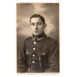 Zdjęcie przedstawiające żołnierza