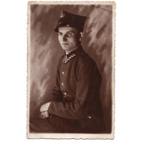 Zdjęcie przedstawiające żołnierza