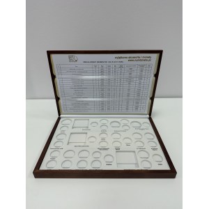 Wooden decorative box for a set of silver and NG issue 2011