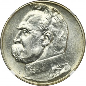 Piłsudski, 10 złotych 1935 - NGC AU DETAILS