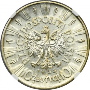 Pilsudski, 10 gold 1935 - NGC AU DETAILS